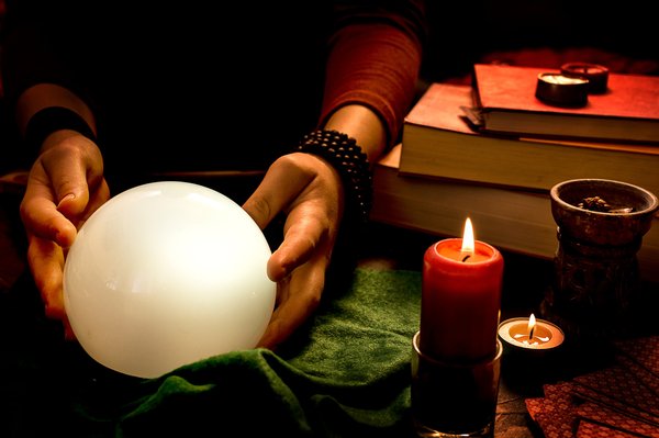 Services d'ethno thérapie : explorez les sciences occultes